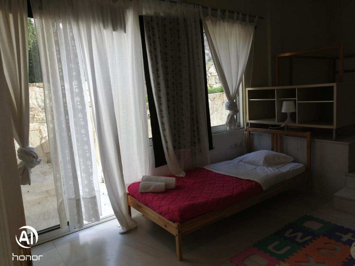 Artemis Villa Near Athens Airport Markópoulon Eksteriør billede